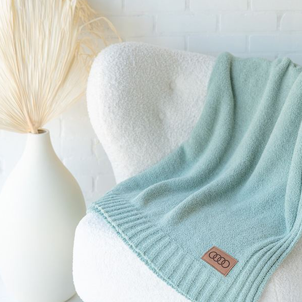 COASTAL THROW BLANKET